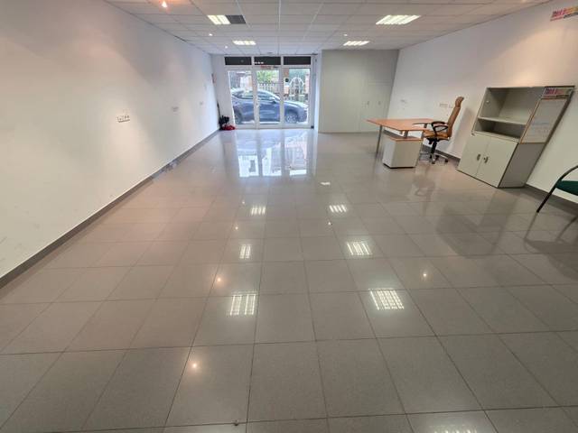 Local comercial en Alquiler en El Poble Sec