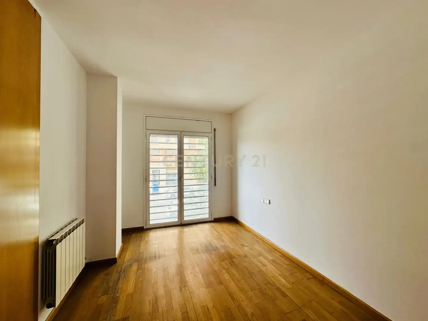 Bedroom of Flat for sale in Sabadell