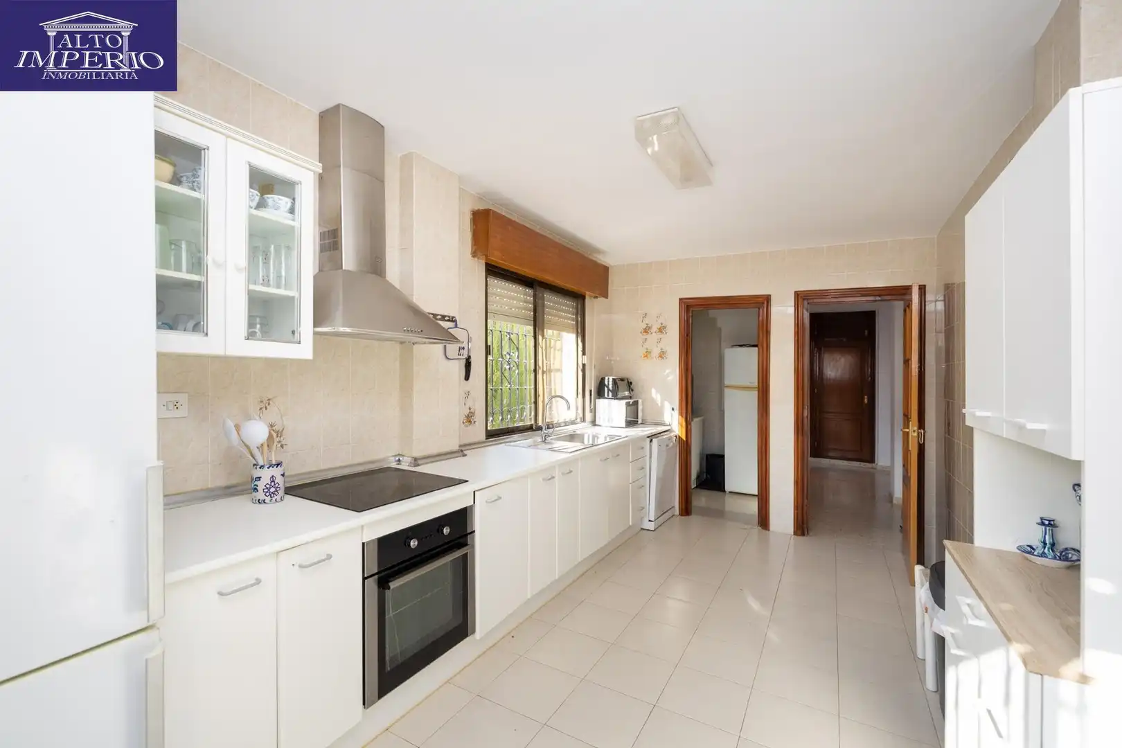 Villa mit Pool zum Verkauf in Calle Lindaraja, imagen 13