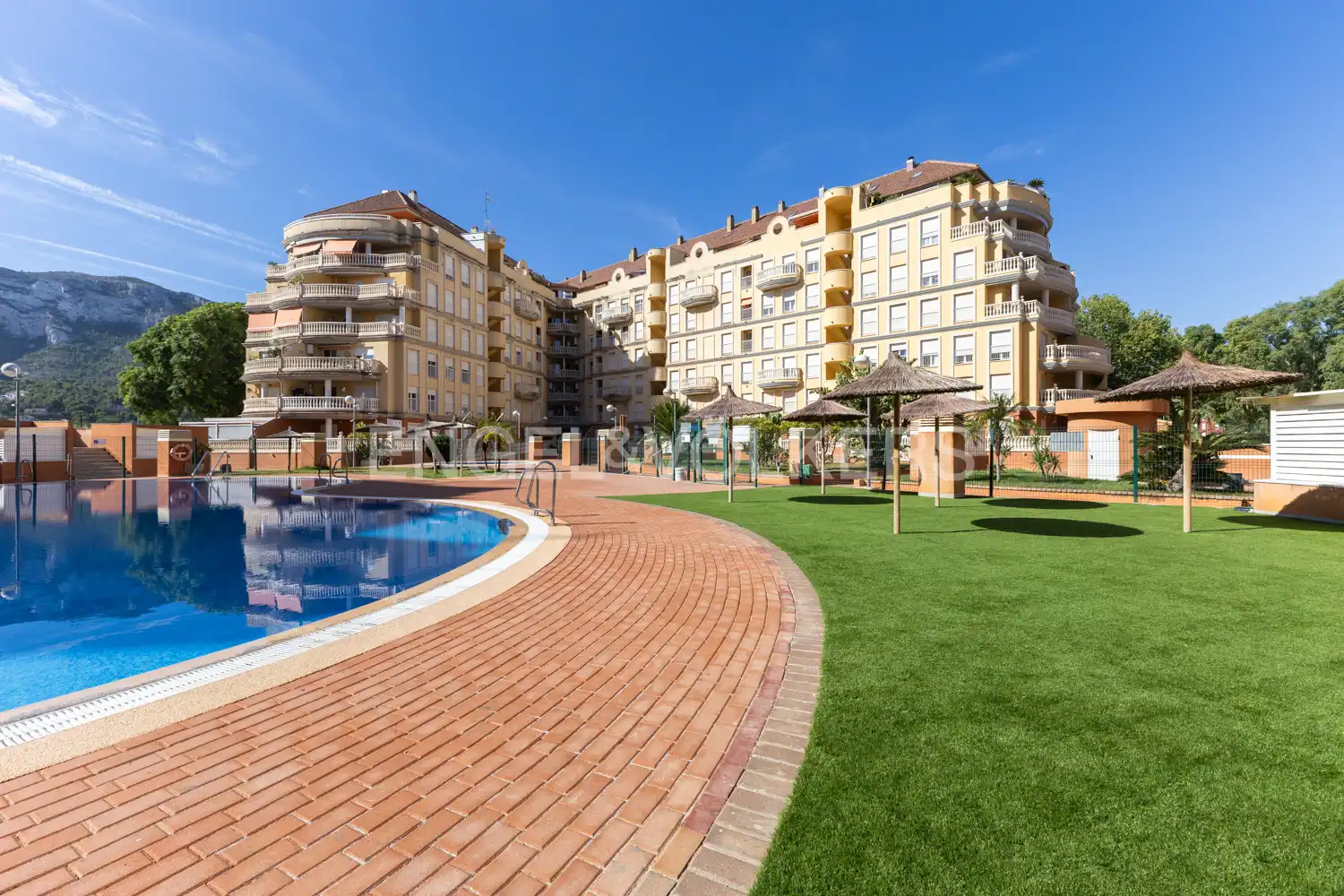 Exterior view of Flat for sale in Dénia  with Air Conditioner, Heating and Swimming Pool