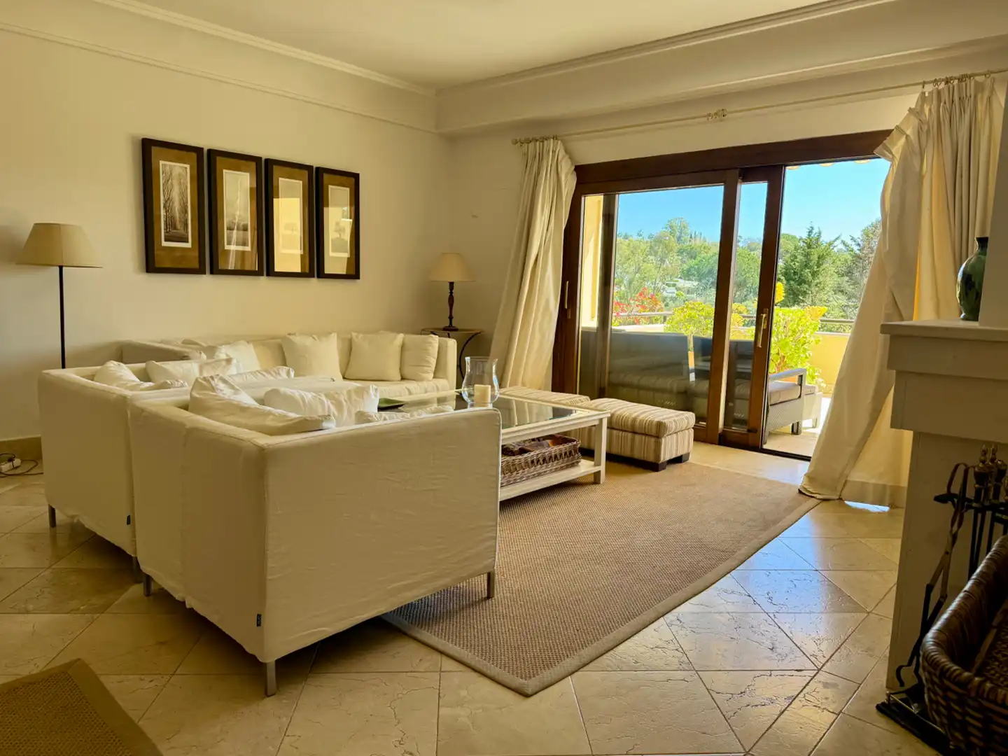 Living room of Flat for sale in Sotogrande  with Air Conditioner, Heating and Private garden