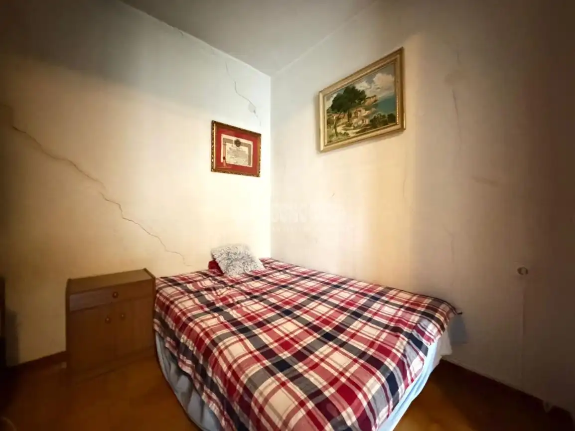 Habitación de Piso en venta en Barcelona con Calefacción y Balcón