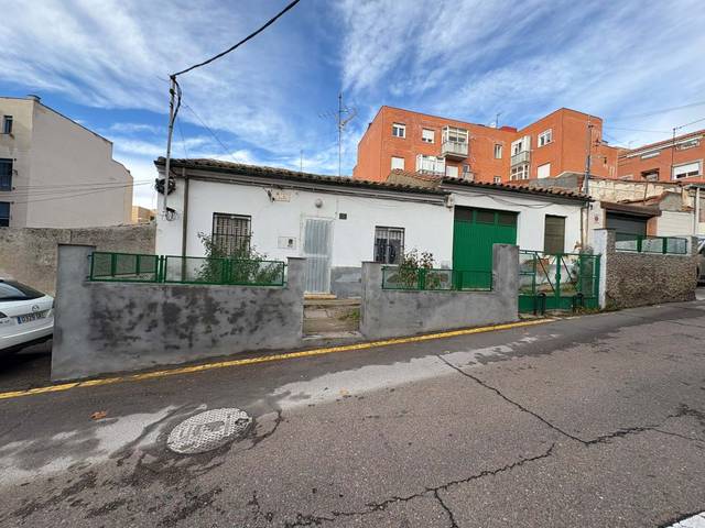 Casa-chalet en Venta en Pizarrales