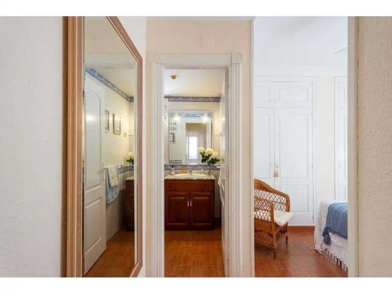Baño de Apartamento en venta en Almuñécar con Aire acondicionado y Piscina comunitaria