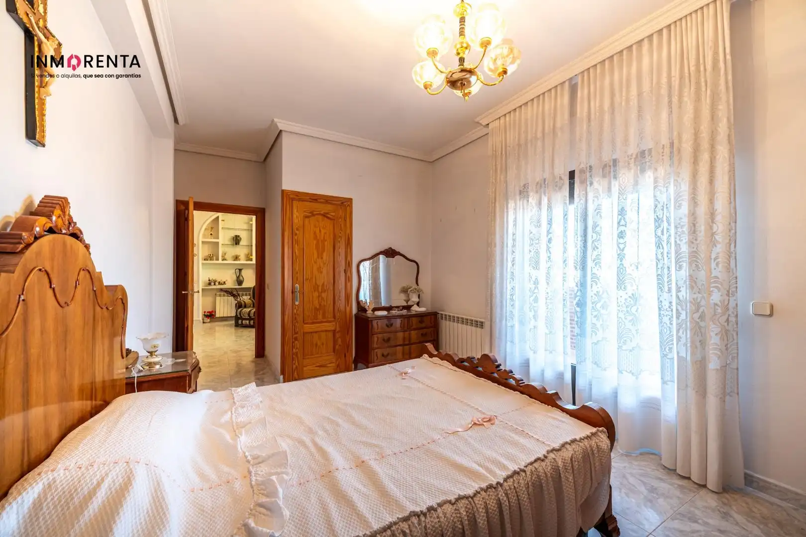 Habitación de Casa adosada en venta en La Mata con Calefacción, Terraza y Amueblado