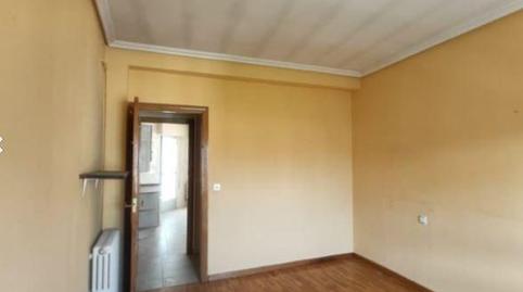 Foto 4 de Pis en venda a Calle Malaga Fs, 29, Flores de Sil - La Placa, León