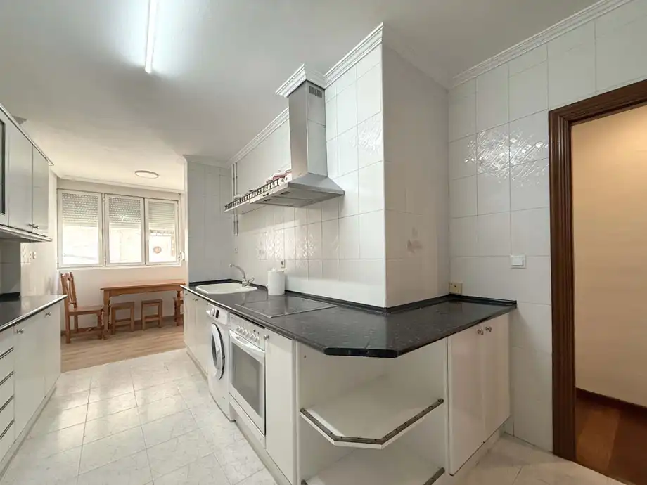 Kitchen of Flat for sale in Casco Viejo