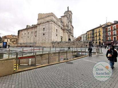 Vista exterior de Pis en venda en Valladolid Capital amb Calefacció