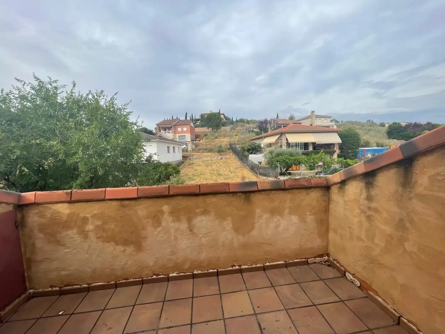 Terrassa de Casa o xalet en venda en Espinosa de Henares amb Calefacció, Jardí privat i Terrassa