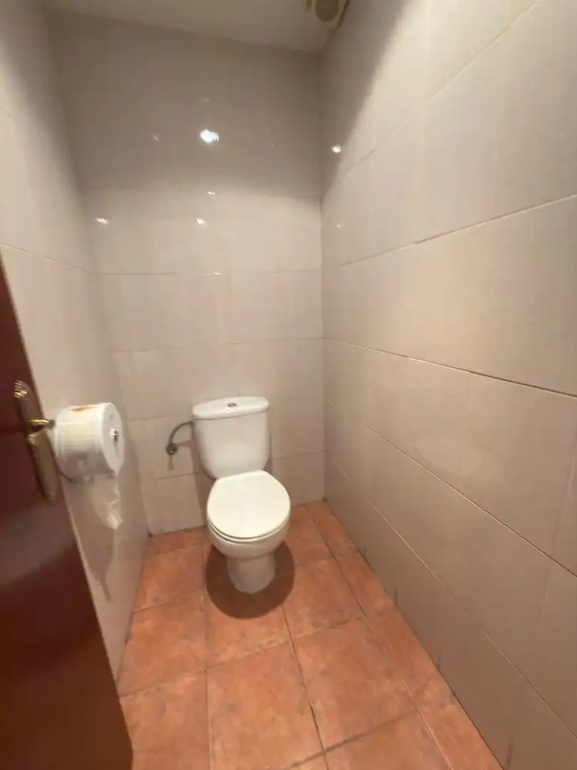 Baño de Local en venta en Azuqueca de Henares con Aire acondicionado y Amueblado