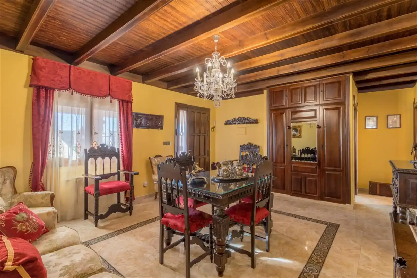 Comedor de Casa o chalet en venta en Fuentes de Andalucía con Aire acondicionado y Piscina