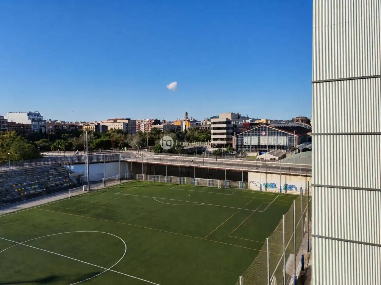 Vista exterior de Piso en venta en Barcelona con Aire acondicionado, Calefacción y Balcón