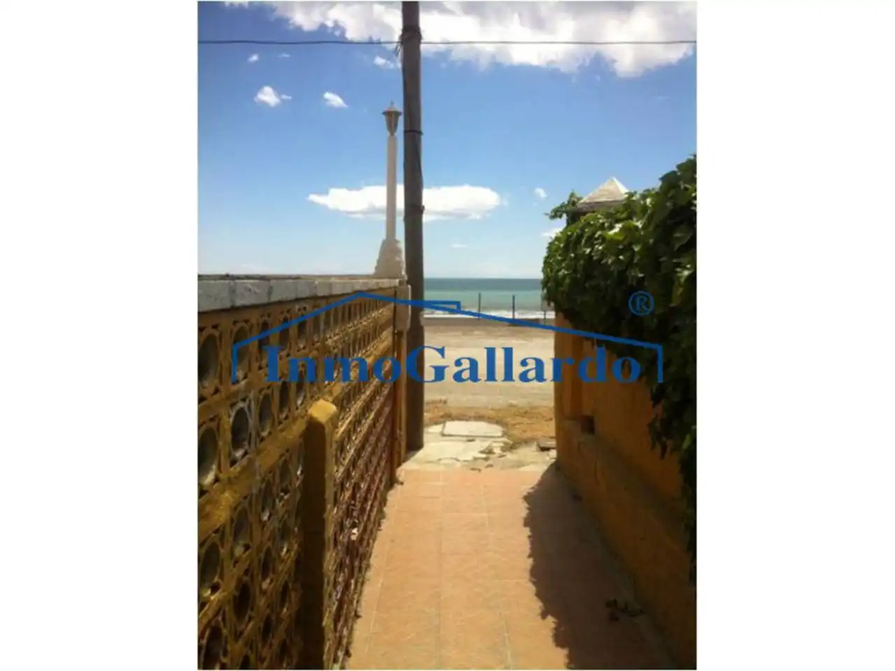 Exterior view of Buildings for sale in Rincón de la Victoria
