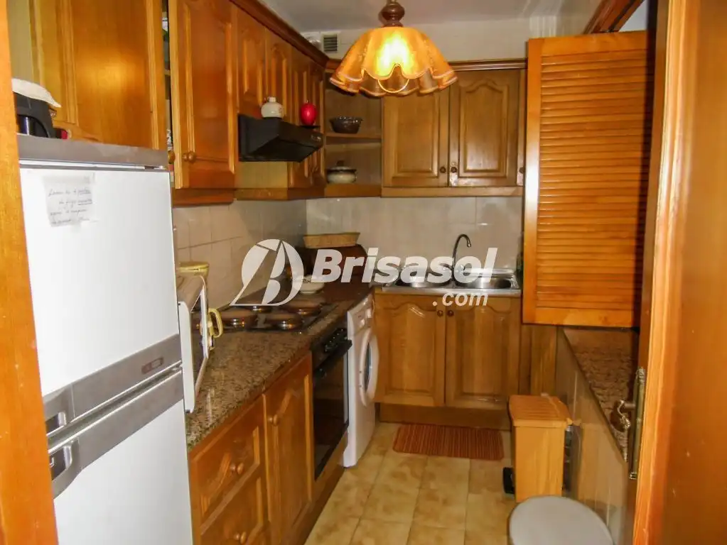 Cuina de Apartament en venda en Salou amb Terrassa, Traster i Moblat