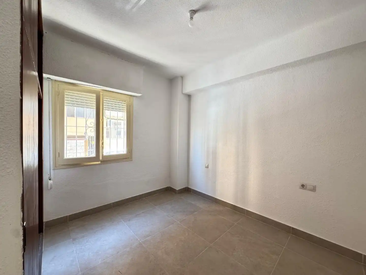 Schlafzimmer von Erdgeschoss zum Verkauf in Alicante / Alacant