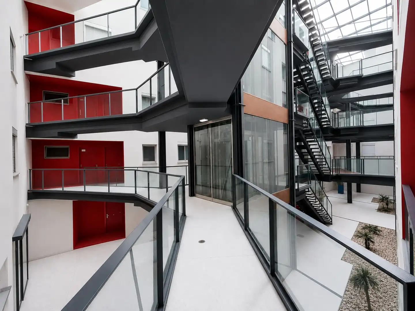 Vista exterior de Pis en venda en Girona amb Calefacció i Balcó