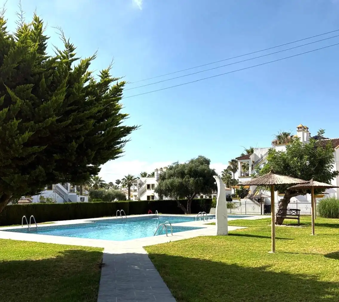 Bungalow amb piscina en venda a Orihuela Costa, imagen 21