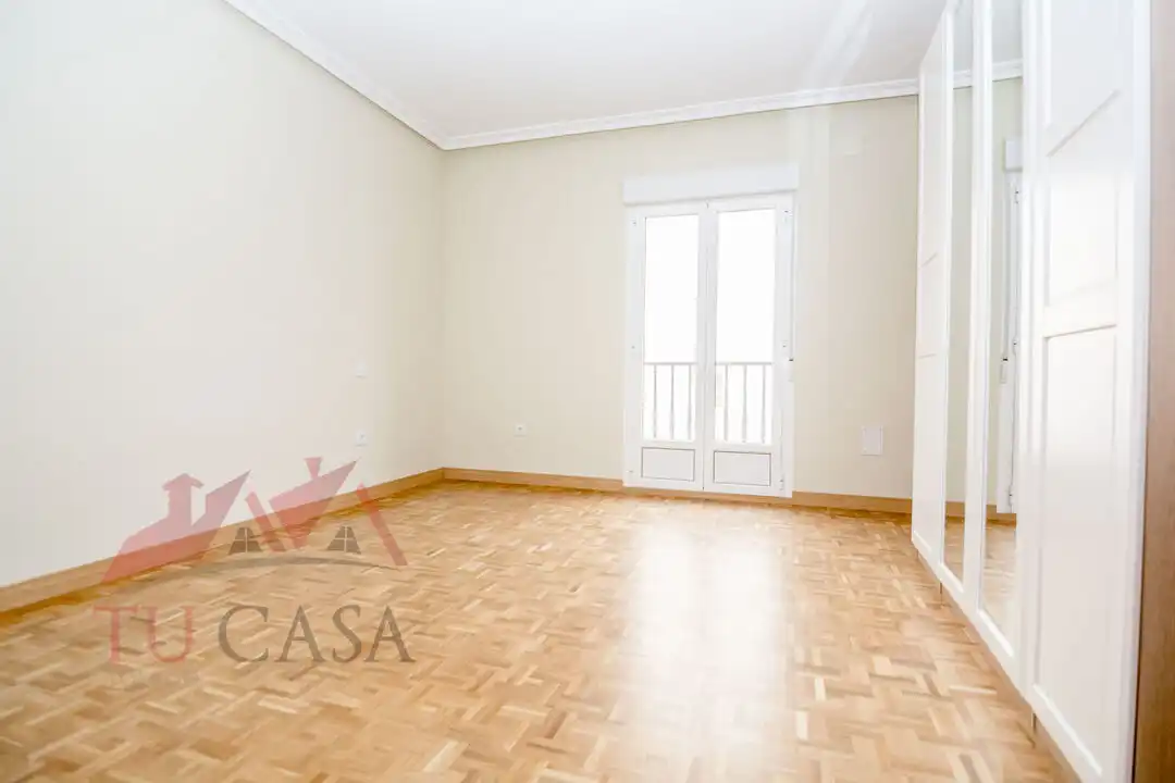 Habitación de Piso de alquiler en Toledo con Balcón