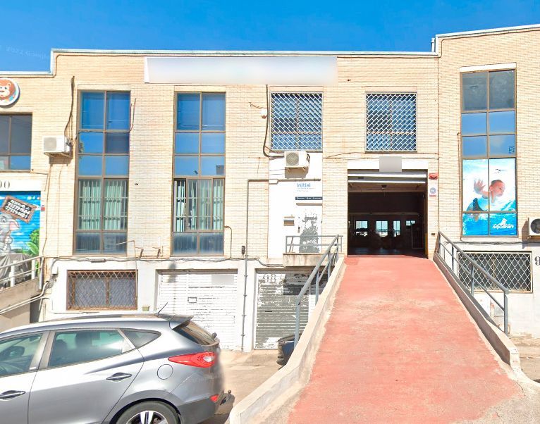 Nave industrial de alquiler en Passeig del Bullidor, 2, Centre