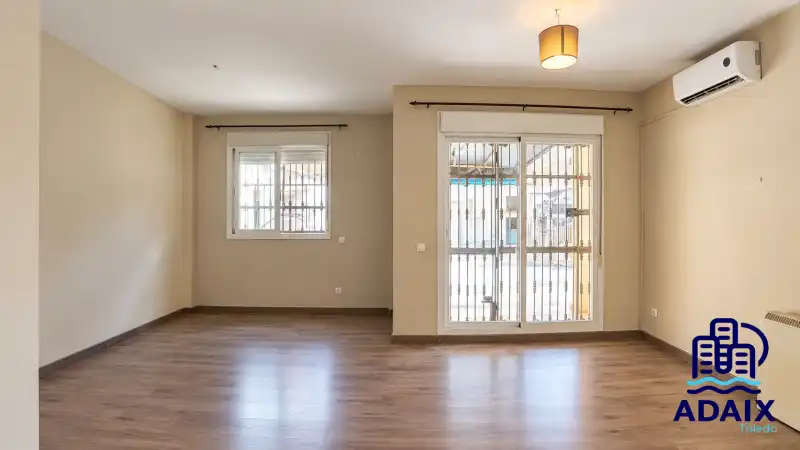 Living room of Detached homes for sale in Camarenilla, Toledo