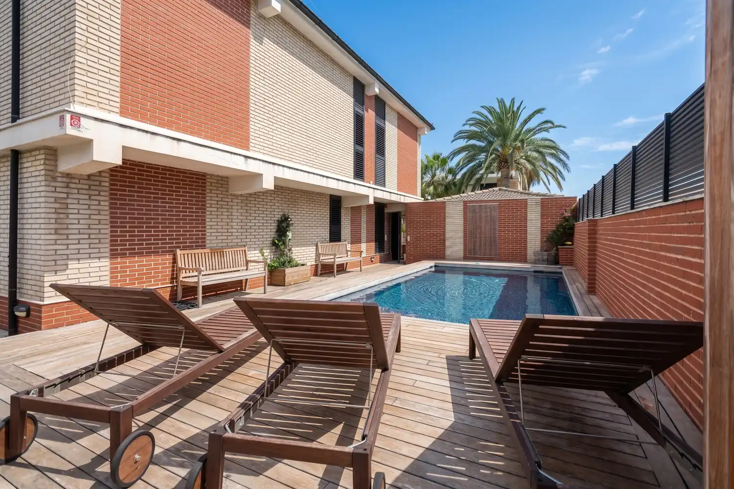 Casa o xalet en venda a Av. Danesa, Corinto - Almarda