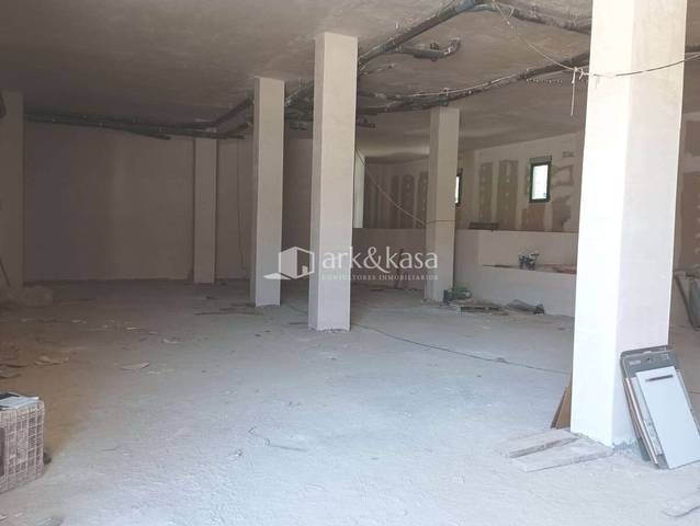 Local comercial en Alquiler en Safranar