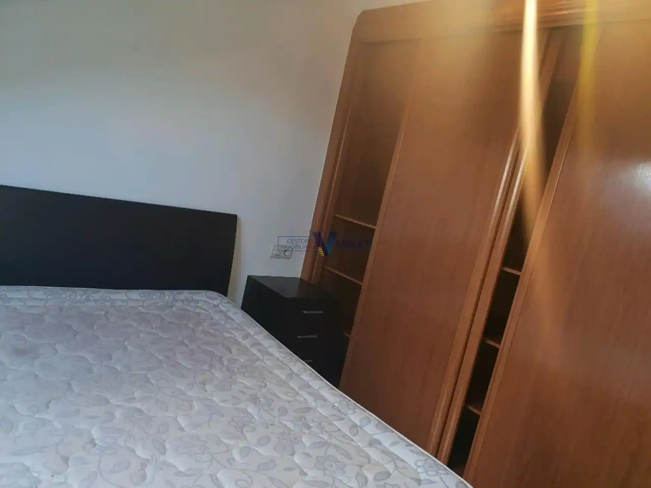 Schlafzimmer von Wohnungen zur Miete in Ourense Capital  mit Klimaanlage, Heizung und Parkett