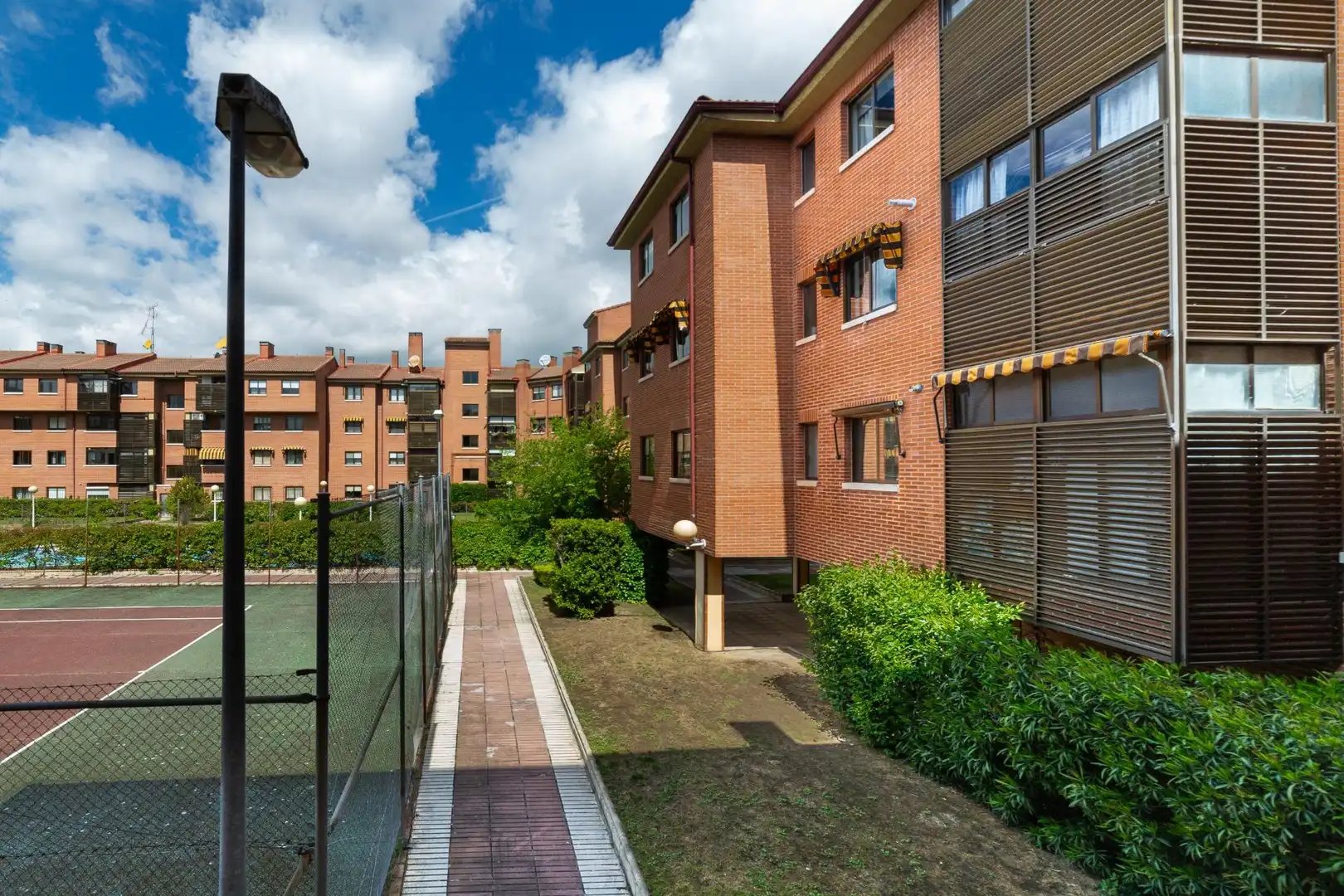 Exterior view of Flat for sale in Valladolid  with Heating, Storage room and Community pool