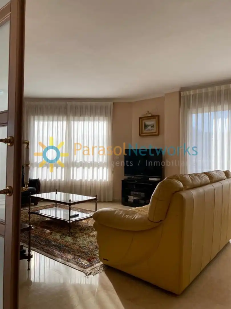 Sala de estar de Piso de alquiler en Gandia con Horno y Balcón