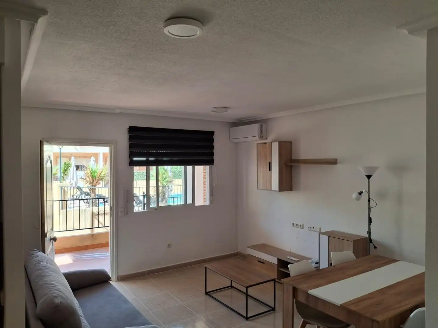 Sala de estar de Planta baja de alquiler en Algorfa con Calefacción, Jardín privado y Terraza