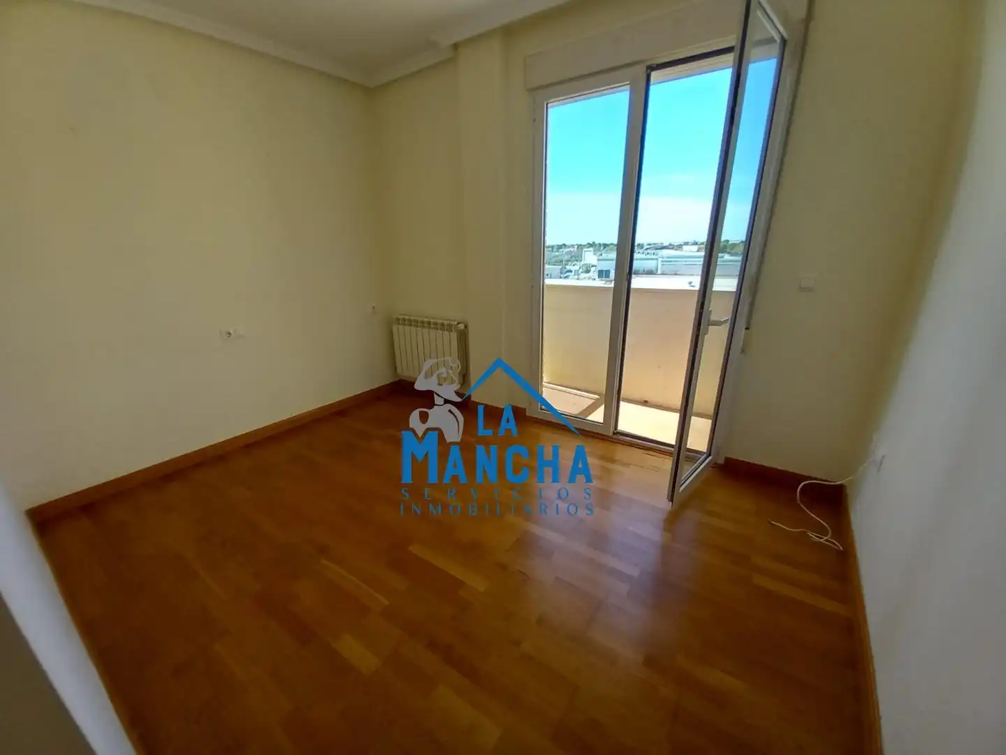 Dormitori de Pis de lloguer en  Albacete Capital amb Calefacció, Traster i Balcó