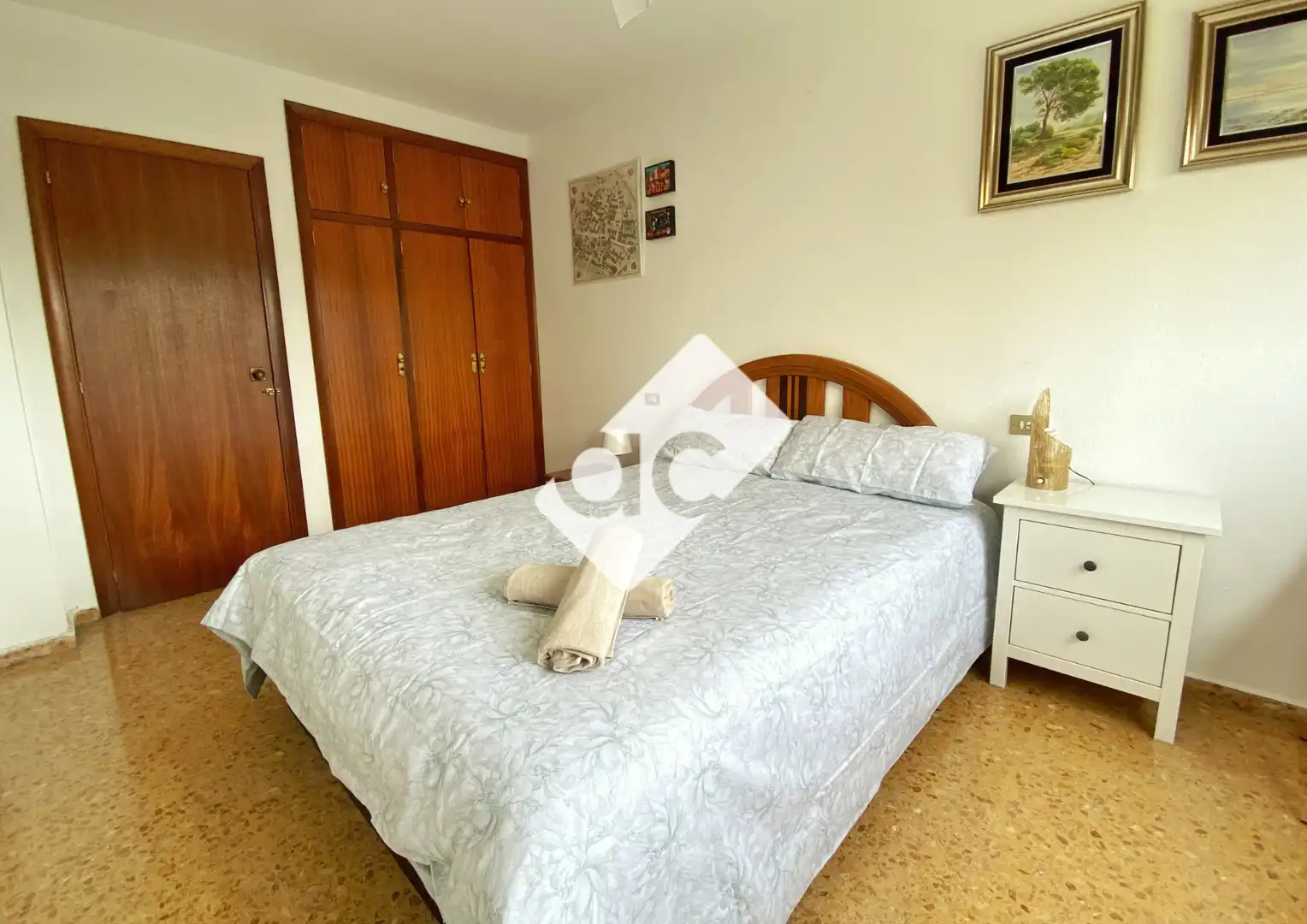 Habitación de Piso de alquiler en Valencia con Calefacción, Amueblado y Horno