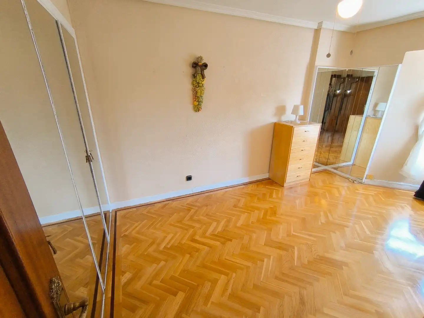 Habitación de Piso de alquiler en Palencia con Calefacción, Parquet y Terraza