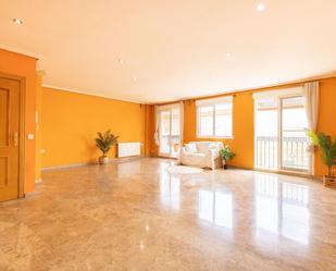 Sala d'estar de Dúplex en venda en Albuixech amb Aire condicionat, Terrassa i Balcó