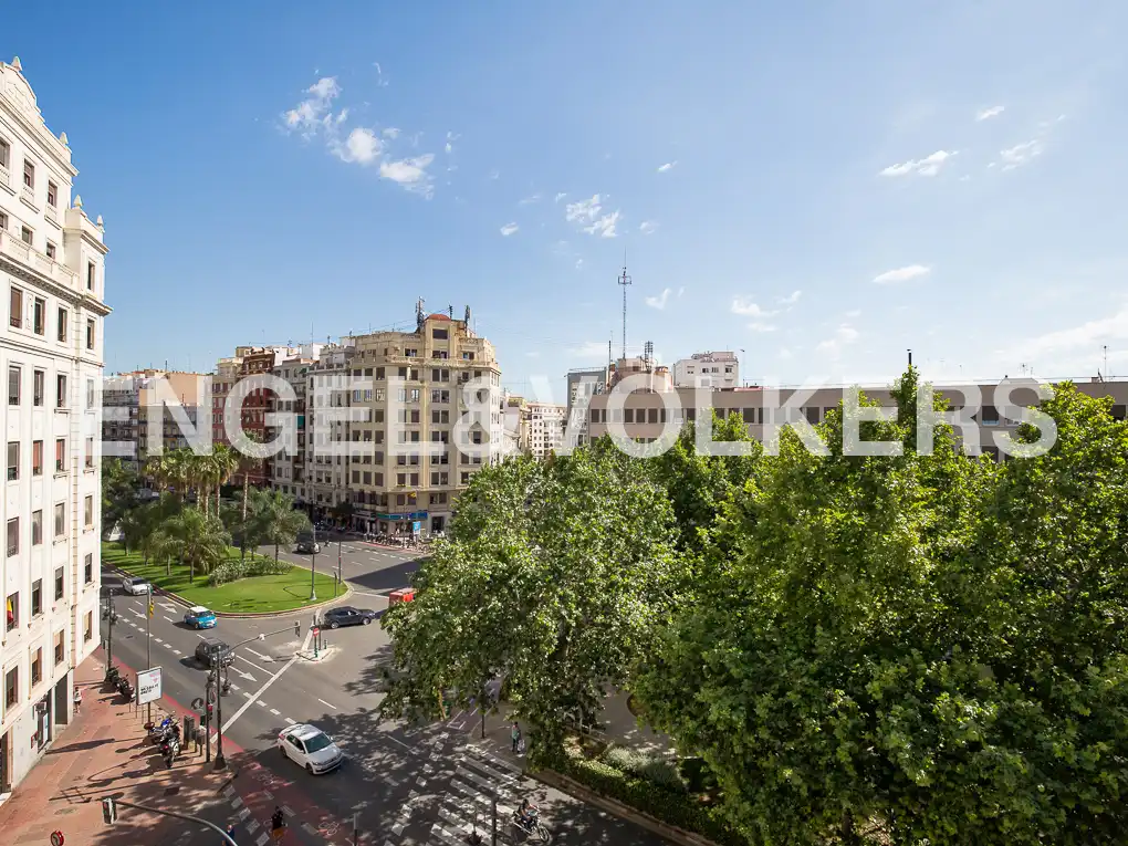 Vista exterior de Piso de alquiler en Valencia con Aire acondicionado, Calefacción y Balcón