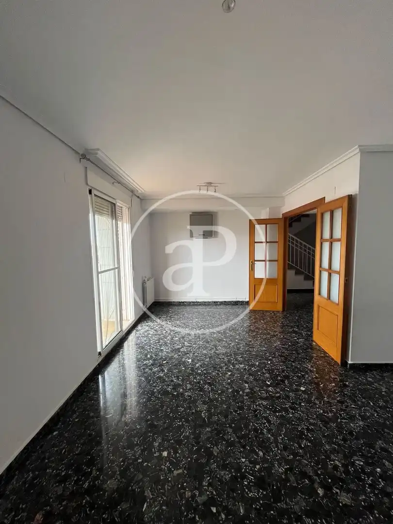 Piso de alquiler en Valencia con Aire acondicionado, Calefacción y Terraza