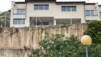 Vista exterior de Casa adosada en venda en Labastida / Bastida amb Calefacció, Jardí privat i Parquet