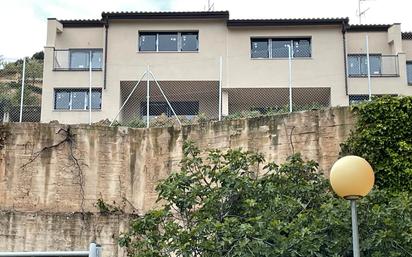 Vista exterior de Casa adosada en venda en Labastida / Bastida amb Calefacció, Jardí privat i Parquet