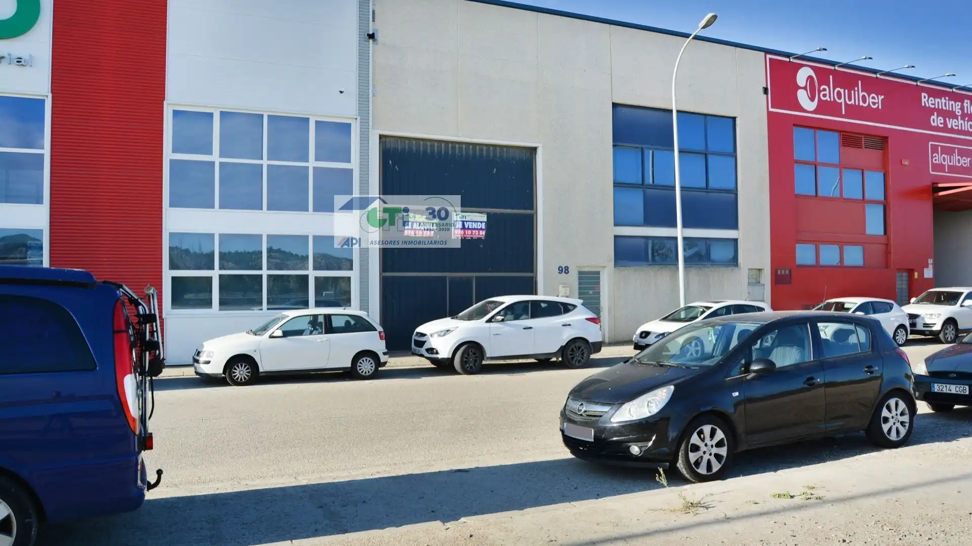 Vista exterior de Nave industrial de alquiler en La Puebla de Alfindén