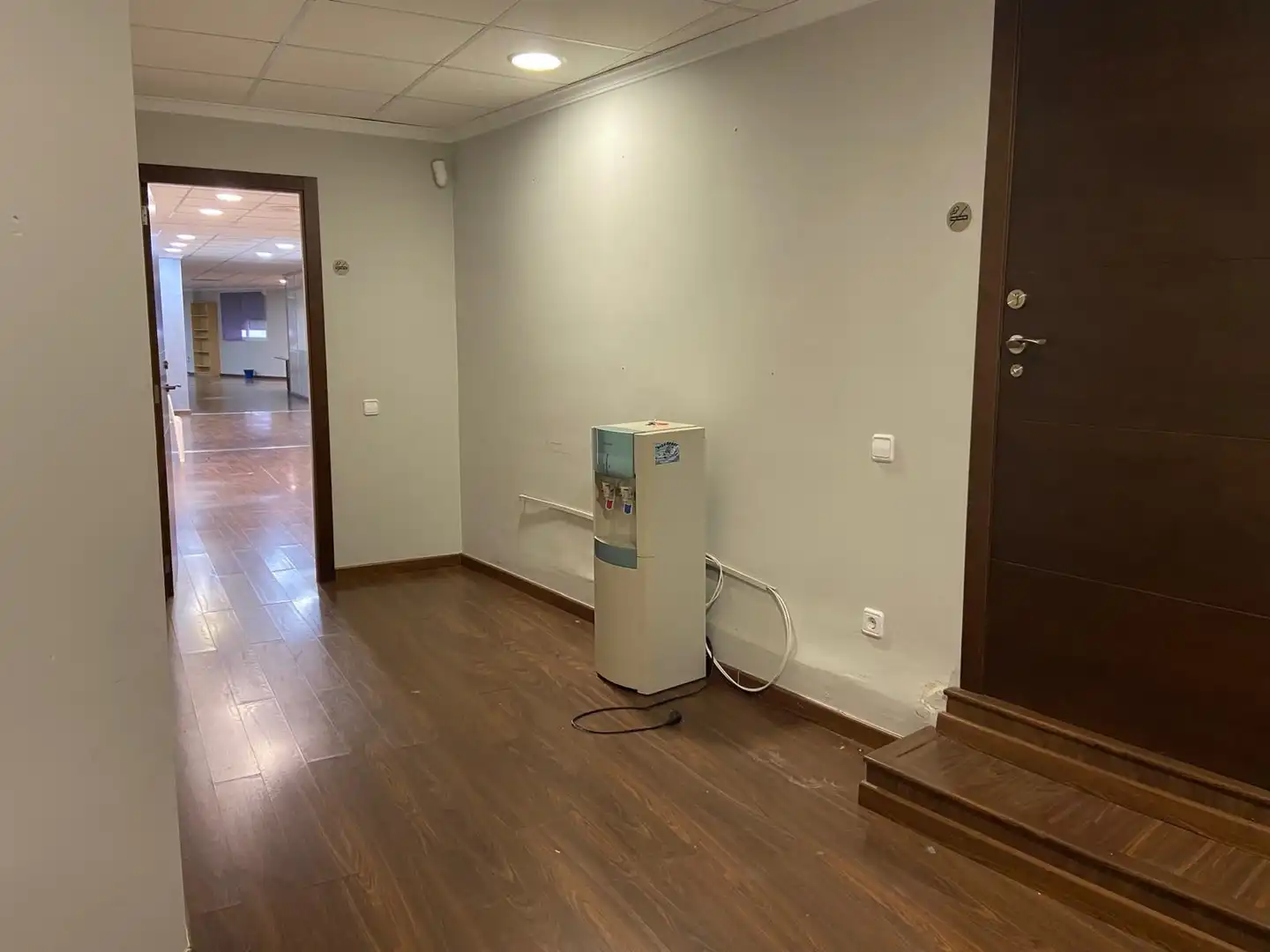 Office for sale in Albaida  with Air Conditioner