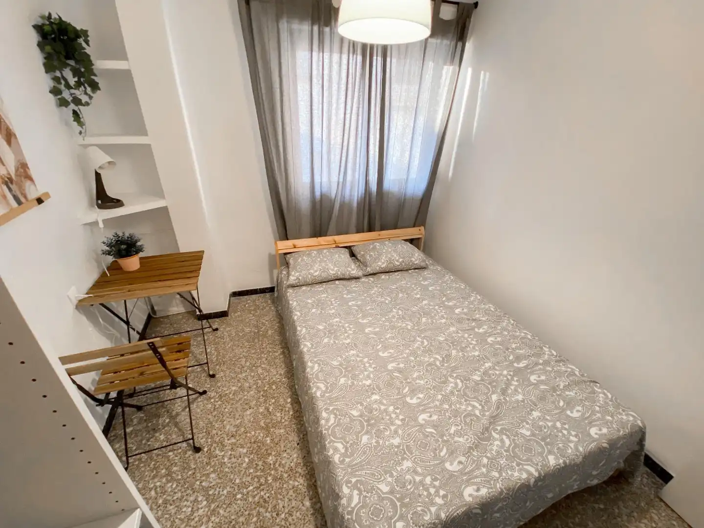 Habitació a Calle VIRIATO, Casco Antiguo