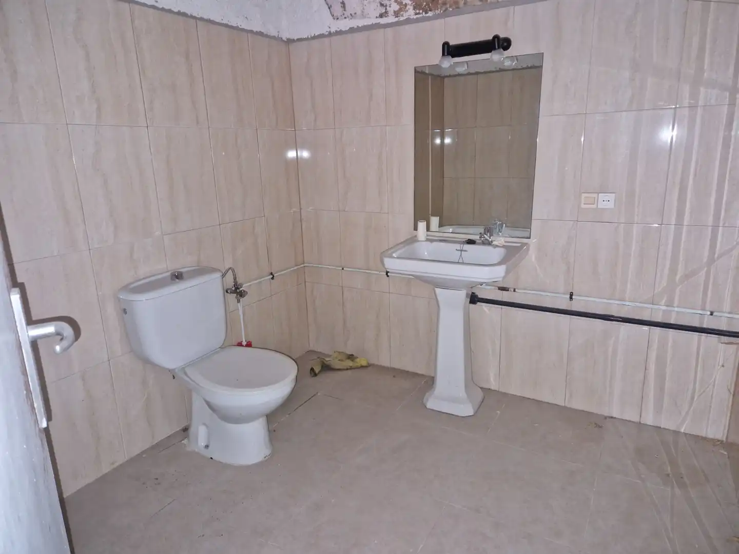 Business premises to rent in Olot, imagen 3