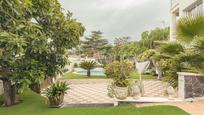 Garden of House or chalet for sale in Badalona  with Air Conditioner, Terrace and Swimming Pool