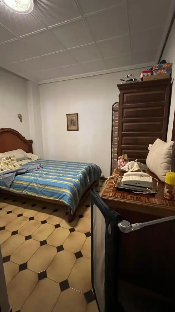 Habitación de Planta baja en venta en Burjassot con Amueblado