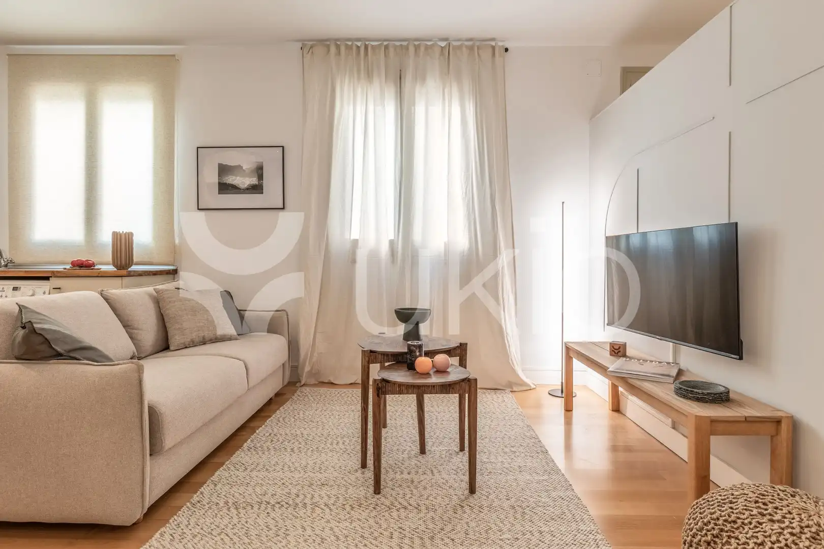 Living room of Apartments for rent in Madrid  with Heating, Oven and Washing machine