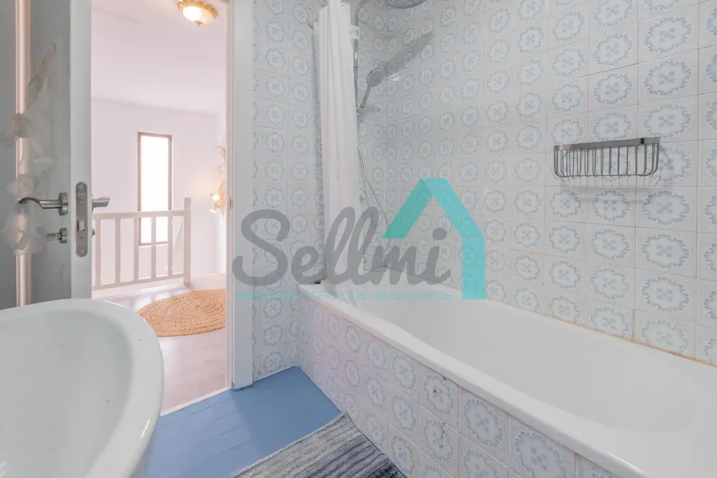 Bathroom of Detached homes for sale in Llanes  with Heating, Private garden and Terrace