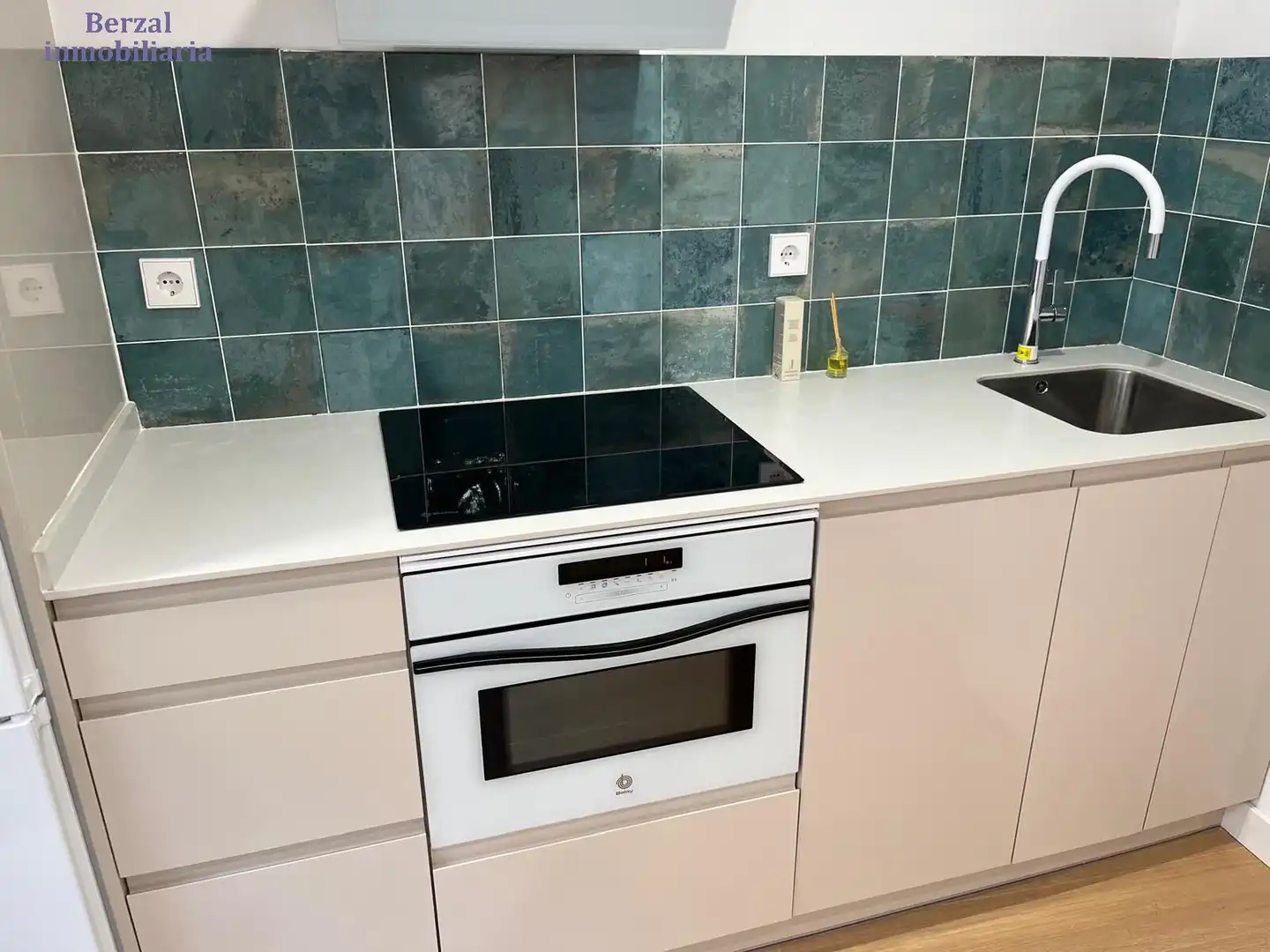 Cuina de Pis en venda en  Logroño amb Calefacció i Traster