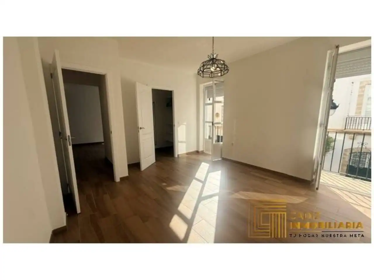 Living room of Flat for rent in El Puerto de Santa María  with Air Conditioner and Balcony