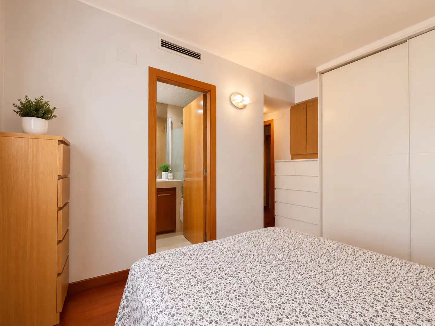 Habitación de Piso en venta en Sant Boi de Llobregat con Aire acondicionado, Calefacción y Parquet