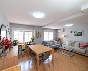 Sala d'estar de Pis en venda en  Zaragoza Capital amb Aire condicionat, Terrassa i Balcó